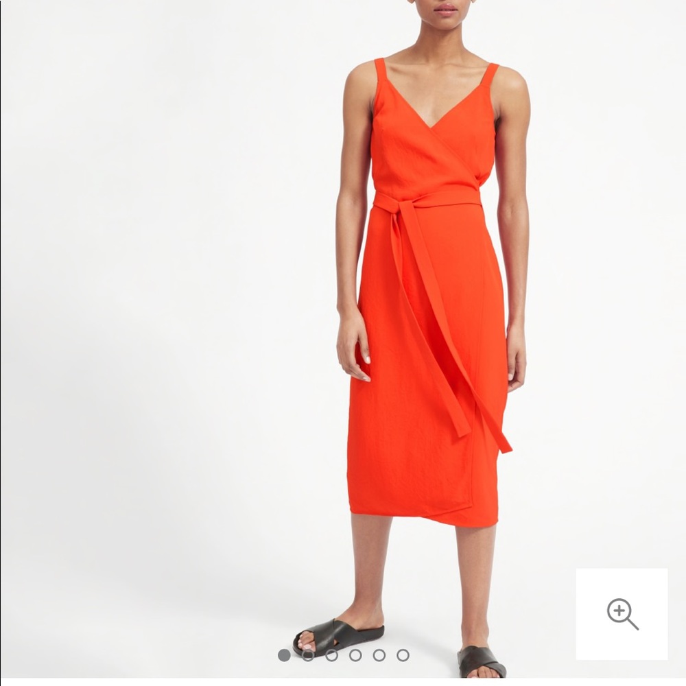 Japanese go-weave wrap dress by Everlane